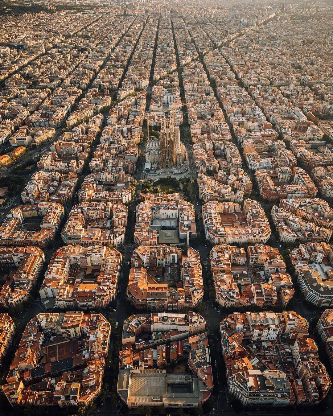 世界上规划最整齐独特的城市巴塞罗那,jrs感觉如何?