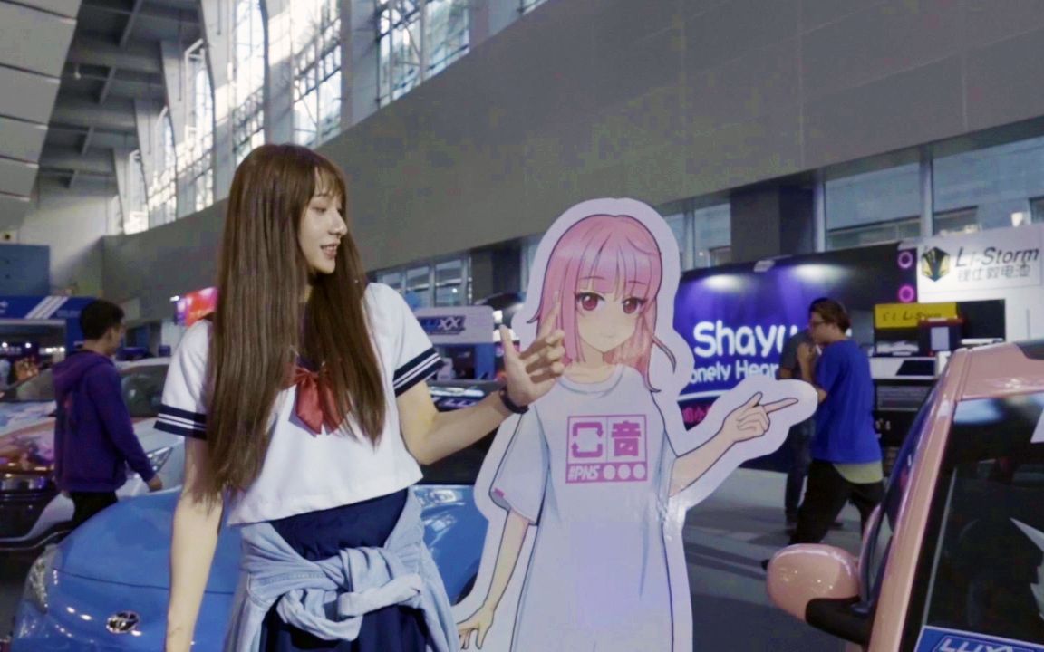 video-poster
