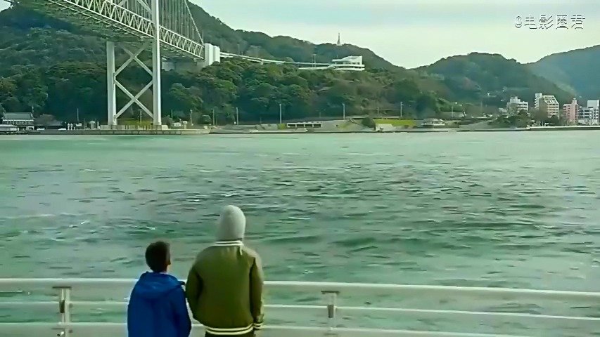 video-poster