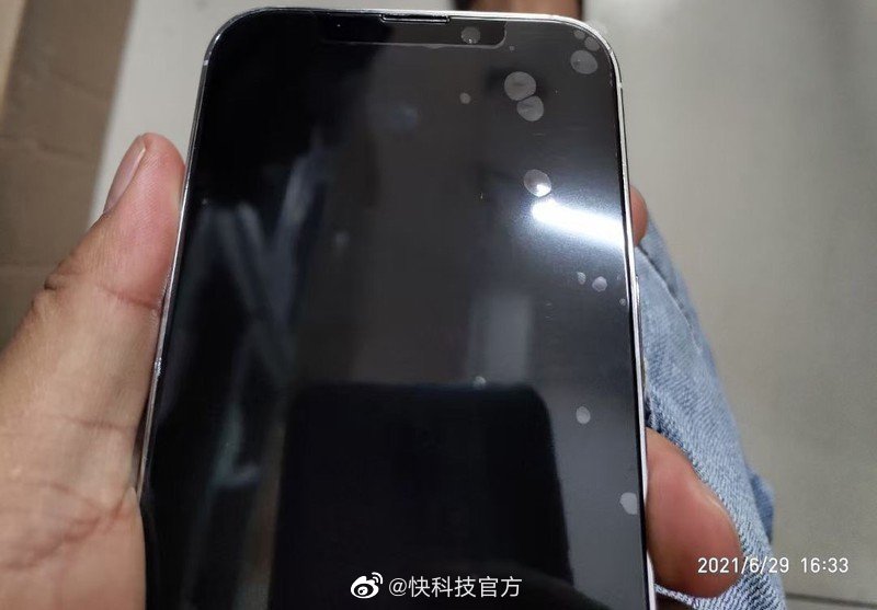 iphone1313pro最新机模曝光新外形颇有辨识度