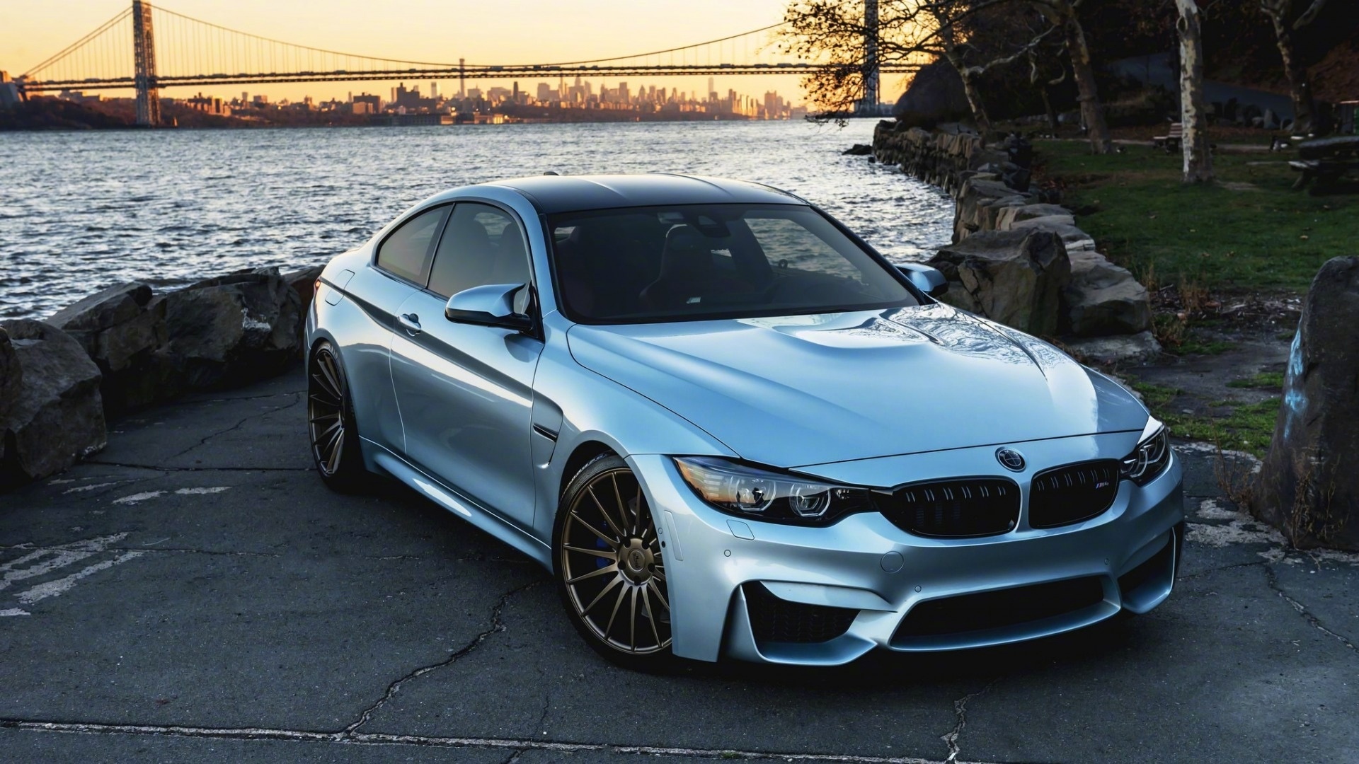 bmwm4(f82),哪个颜色最好看?