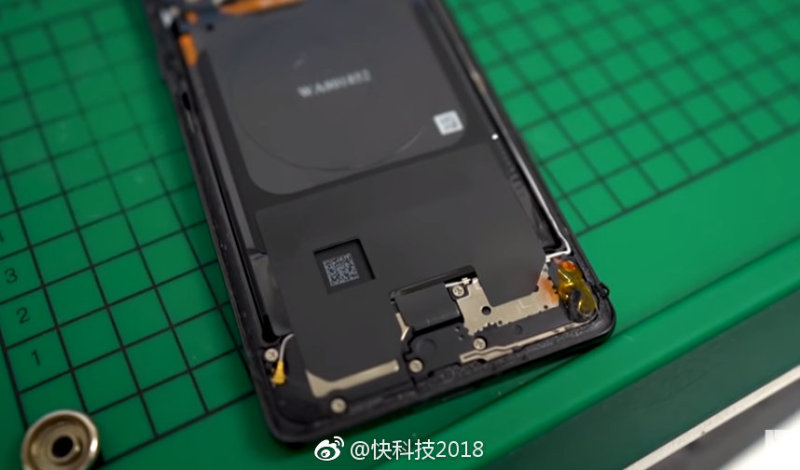 华为p30pro拆解:50倍变焦徕卡四摄构造精密 zt