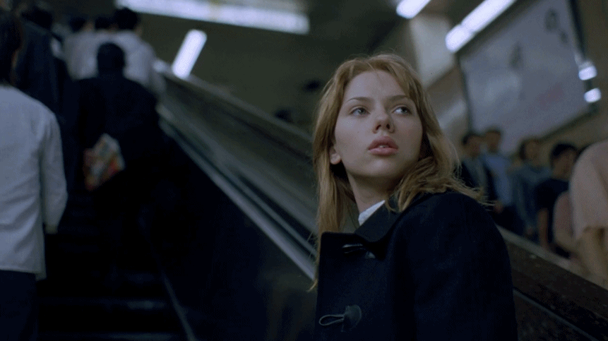 《迷失东京》里19岁的寡姐 斯嘉丽·约翰逊,什么水平?