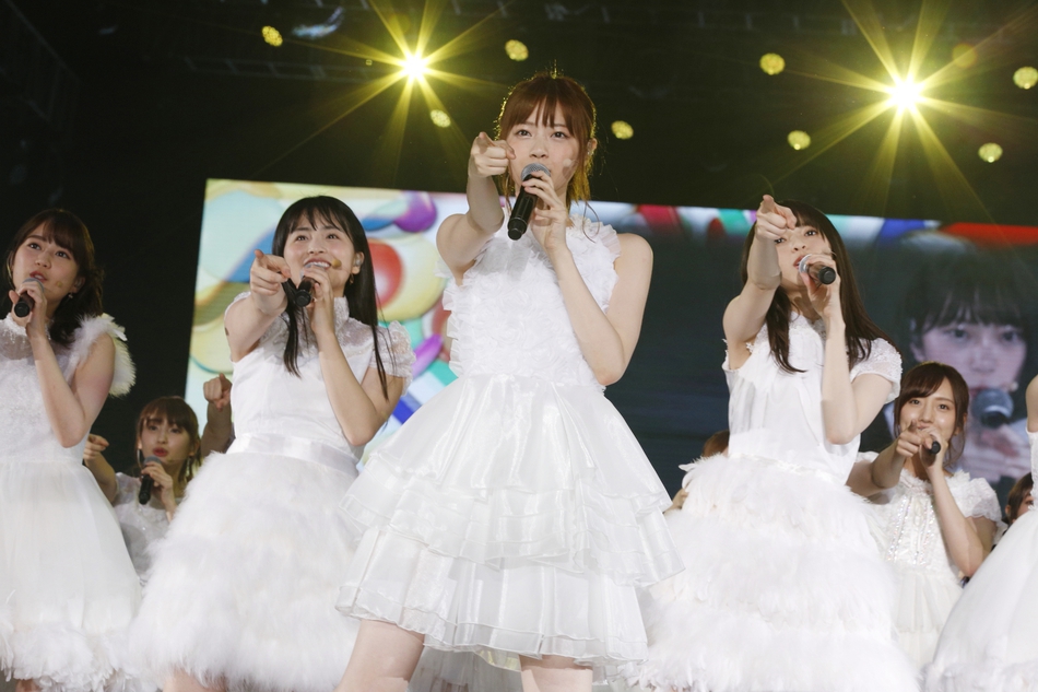 乃木坂46海外首次个唱,上海站演唱会热力十足 zt