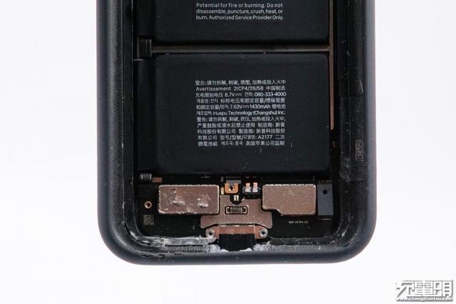 苹果官方iphone 11 pro max智能电池壳深度拆解 zt