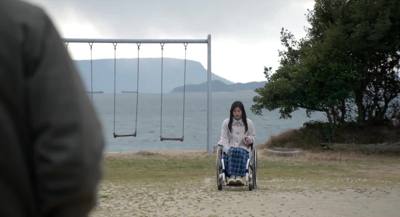 video-poster