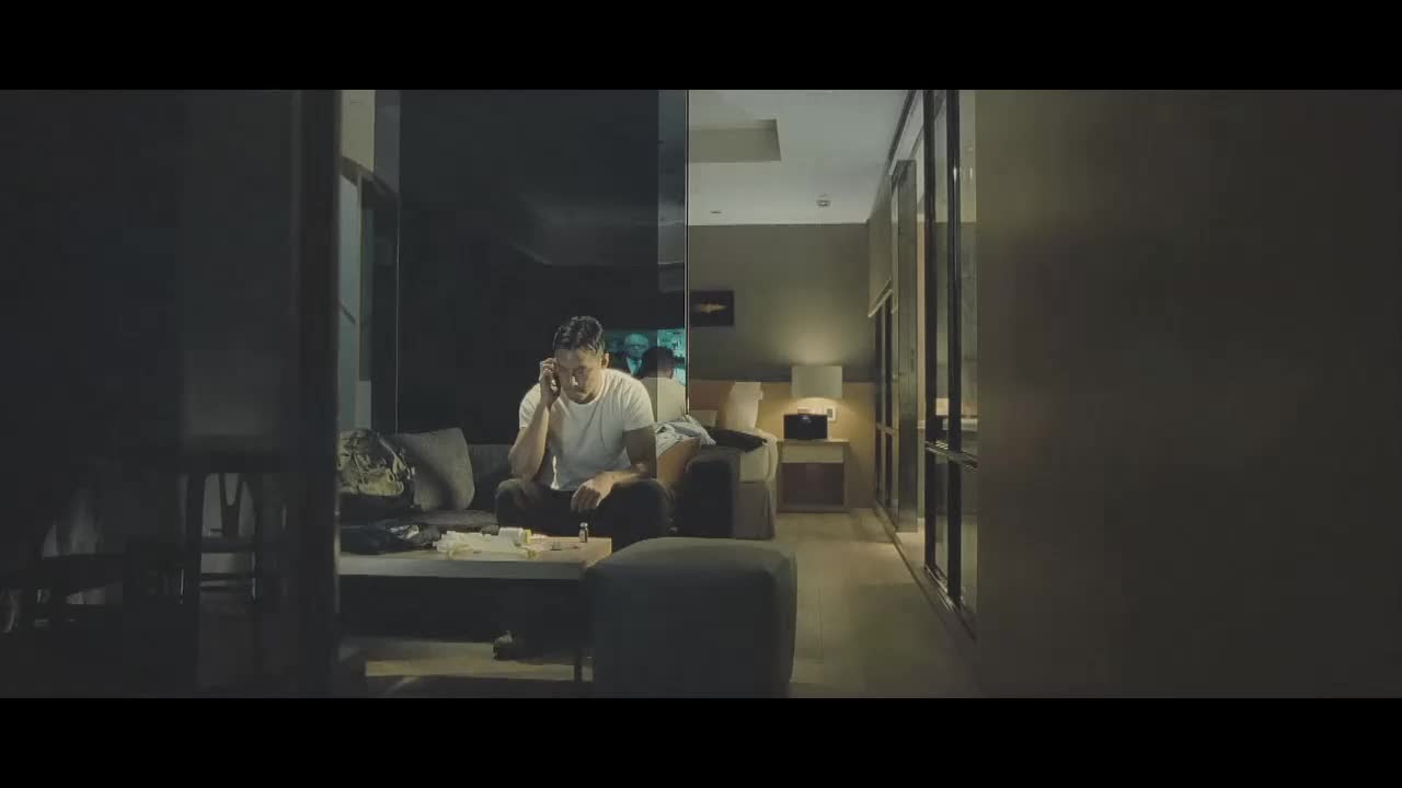 video-poster