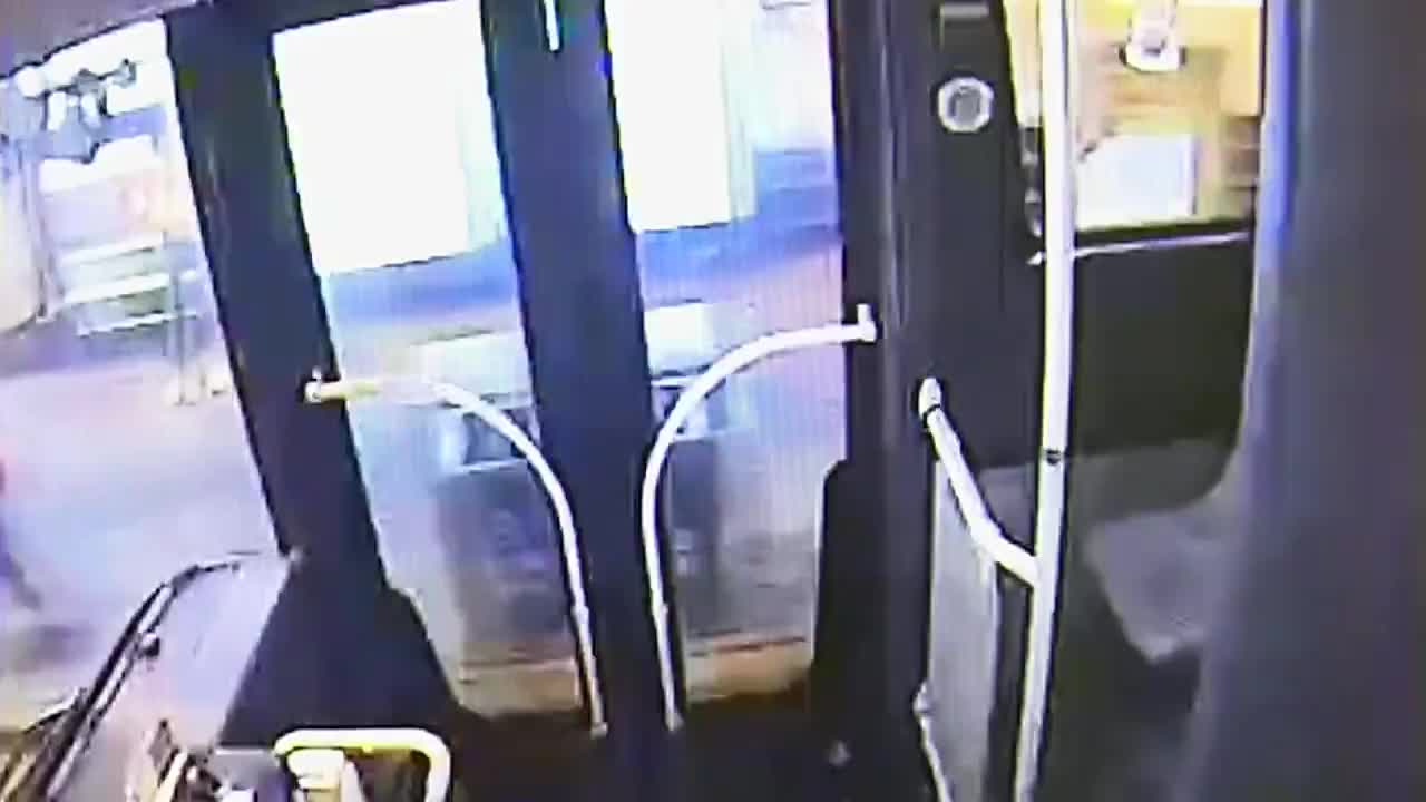 video-poster