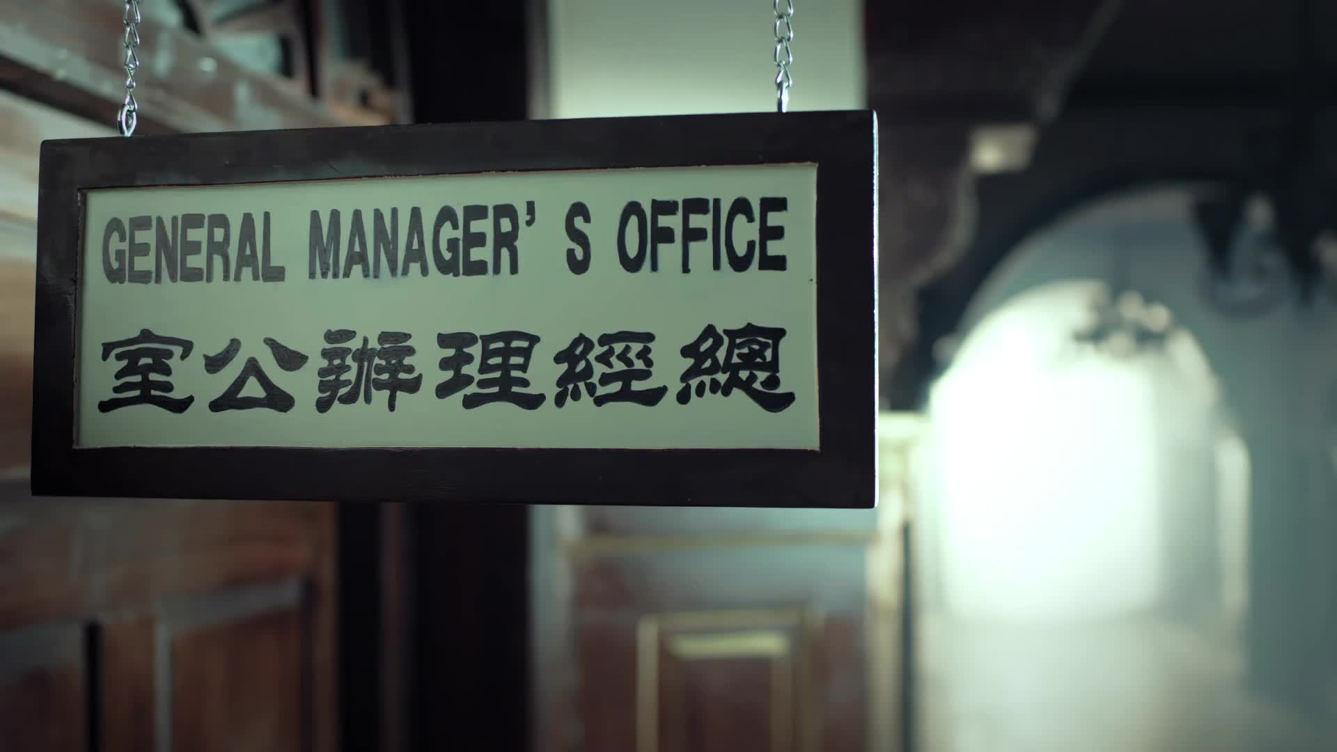 video-poster