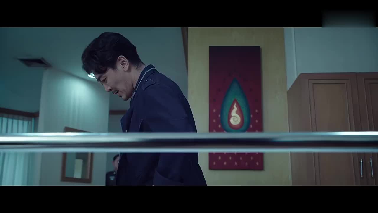 video-poster