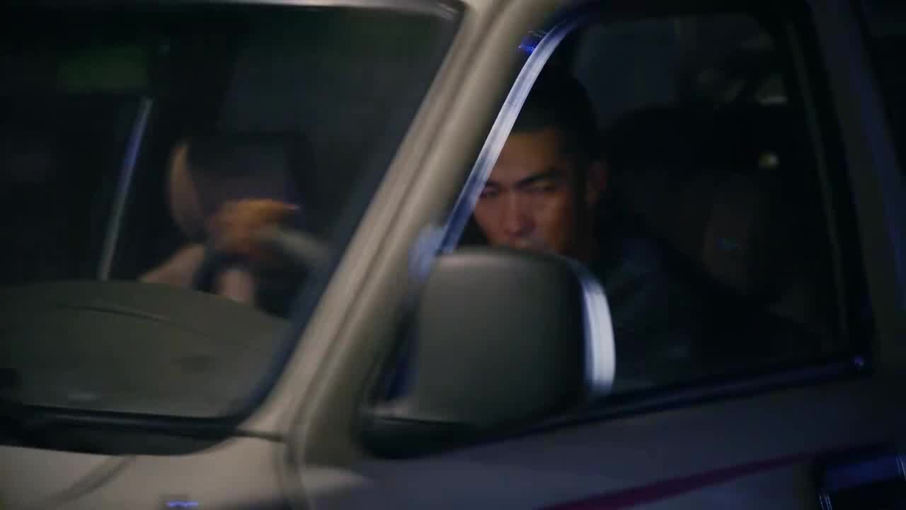 video-poster