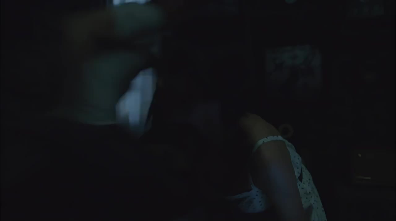 video-poster
