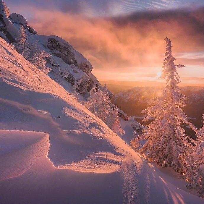 冬季俄罗斯阳光下的雪景zt