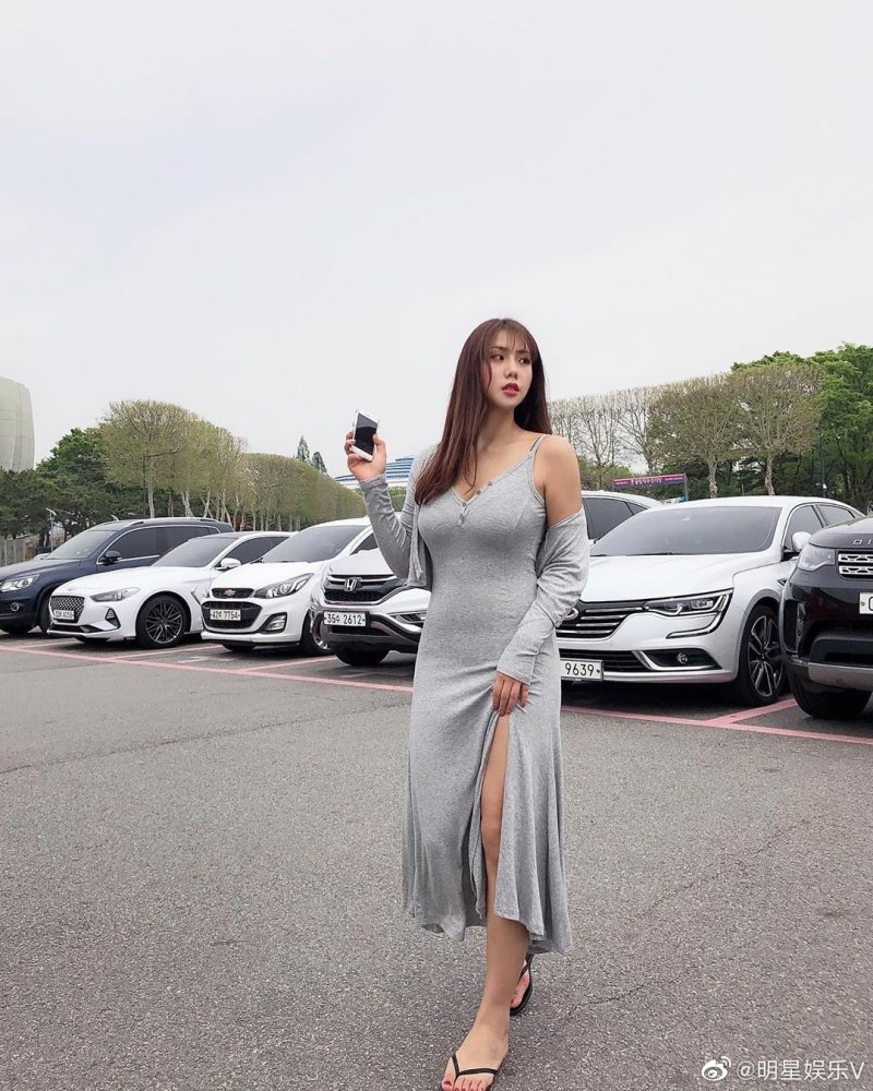 微胖的妹子,你们觉得美吗?