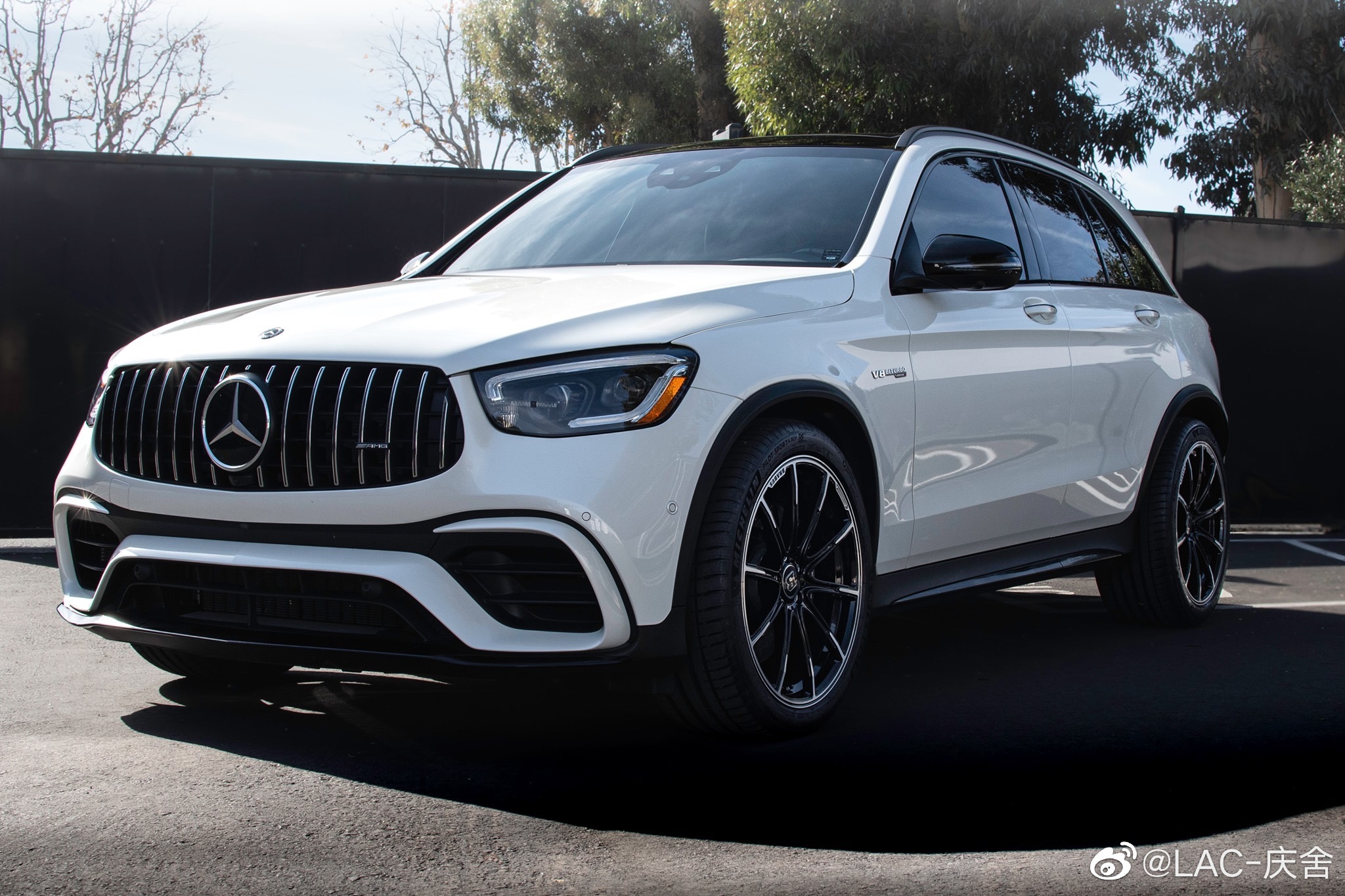 奔驰新glc63amg改装21寸巴博斯轮毂什么水平