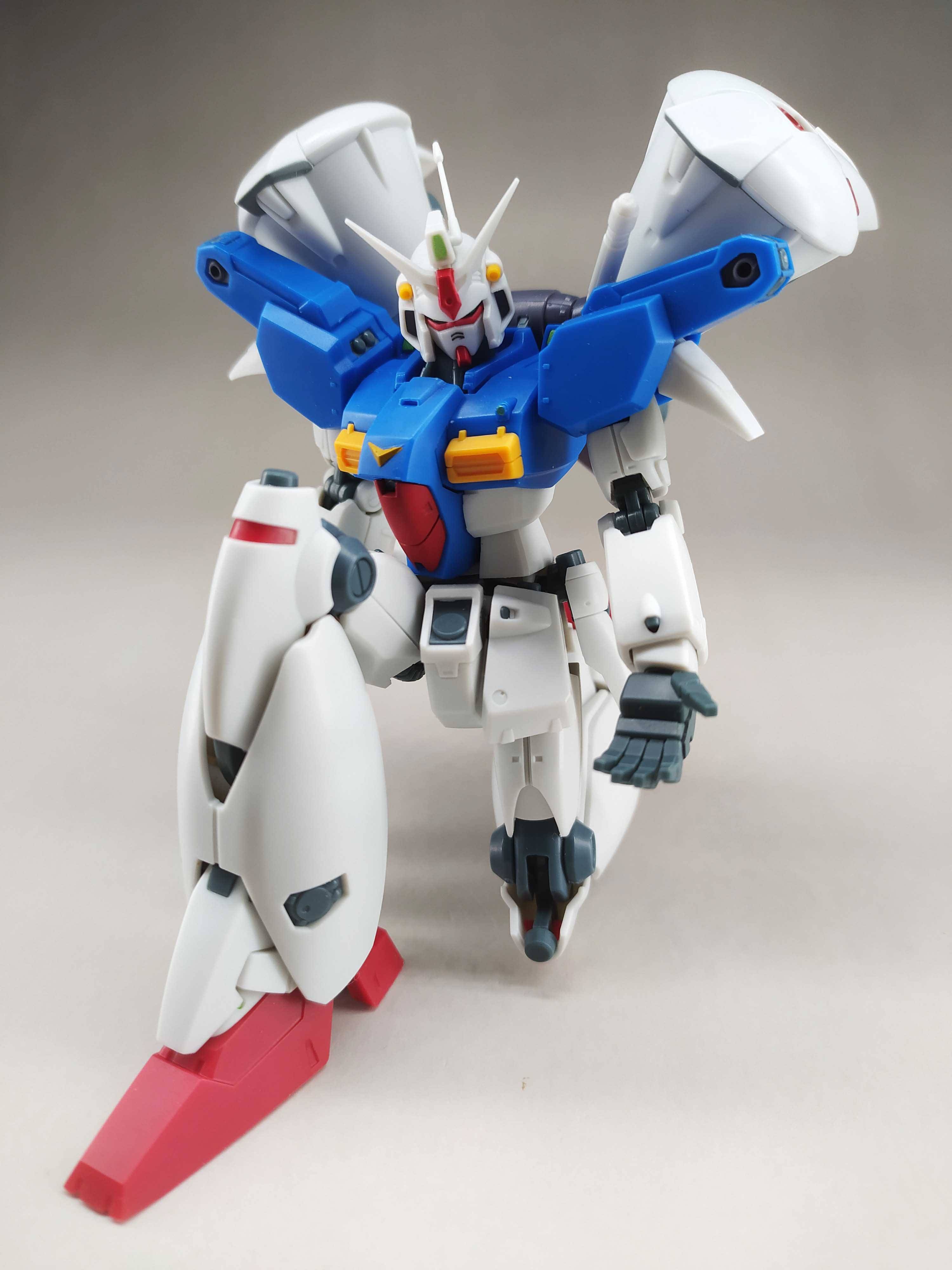 gp01的脸我认为高达中是最帅的脸了