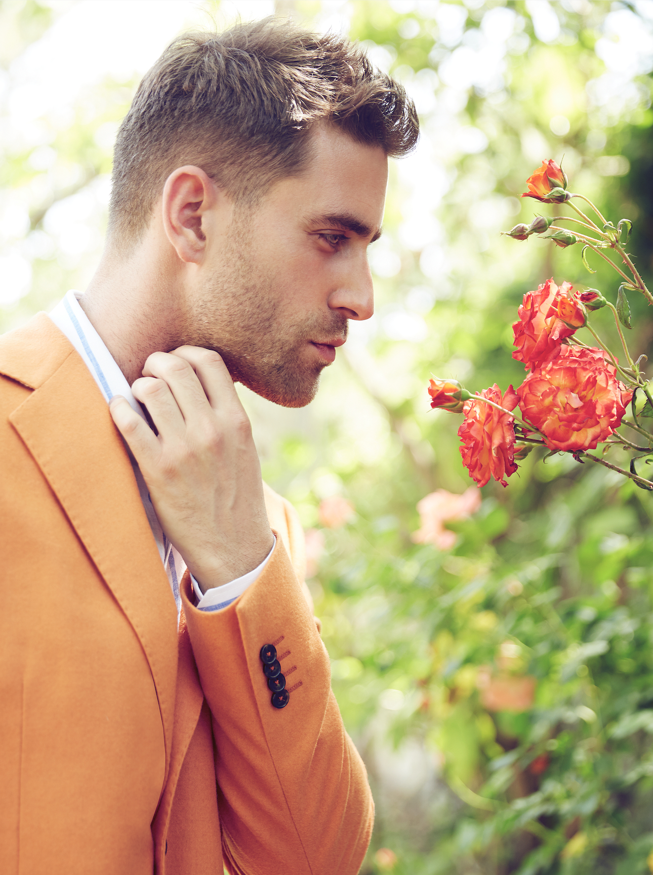 oliverjackson-cohen之前为《gio》杂志拍摄写真再曝新图!什么水平?