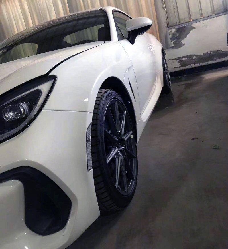 新一代斯巴鲁brz疑似到港的实车图片 新车或于近期在中国完成首发 虎扑