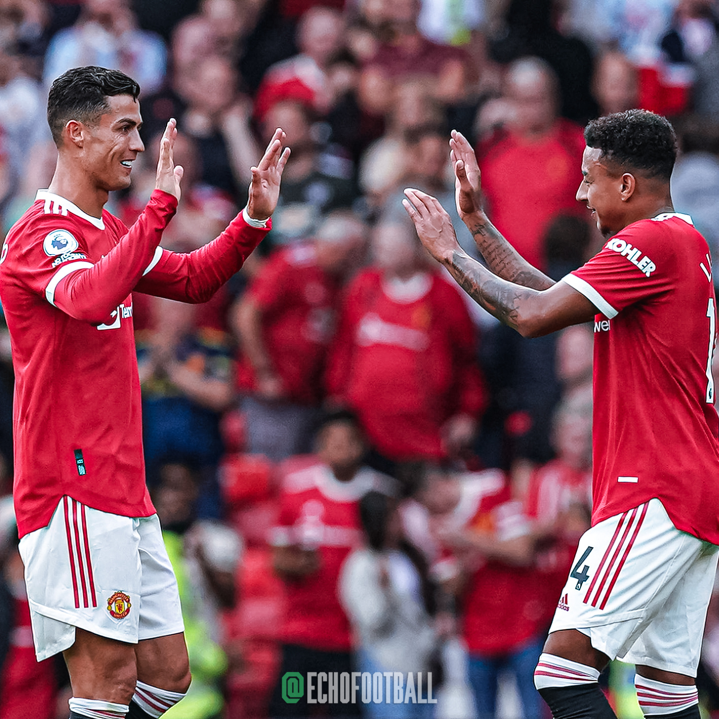 c罗林加德同框如何给这张图配文