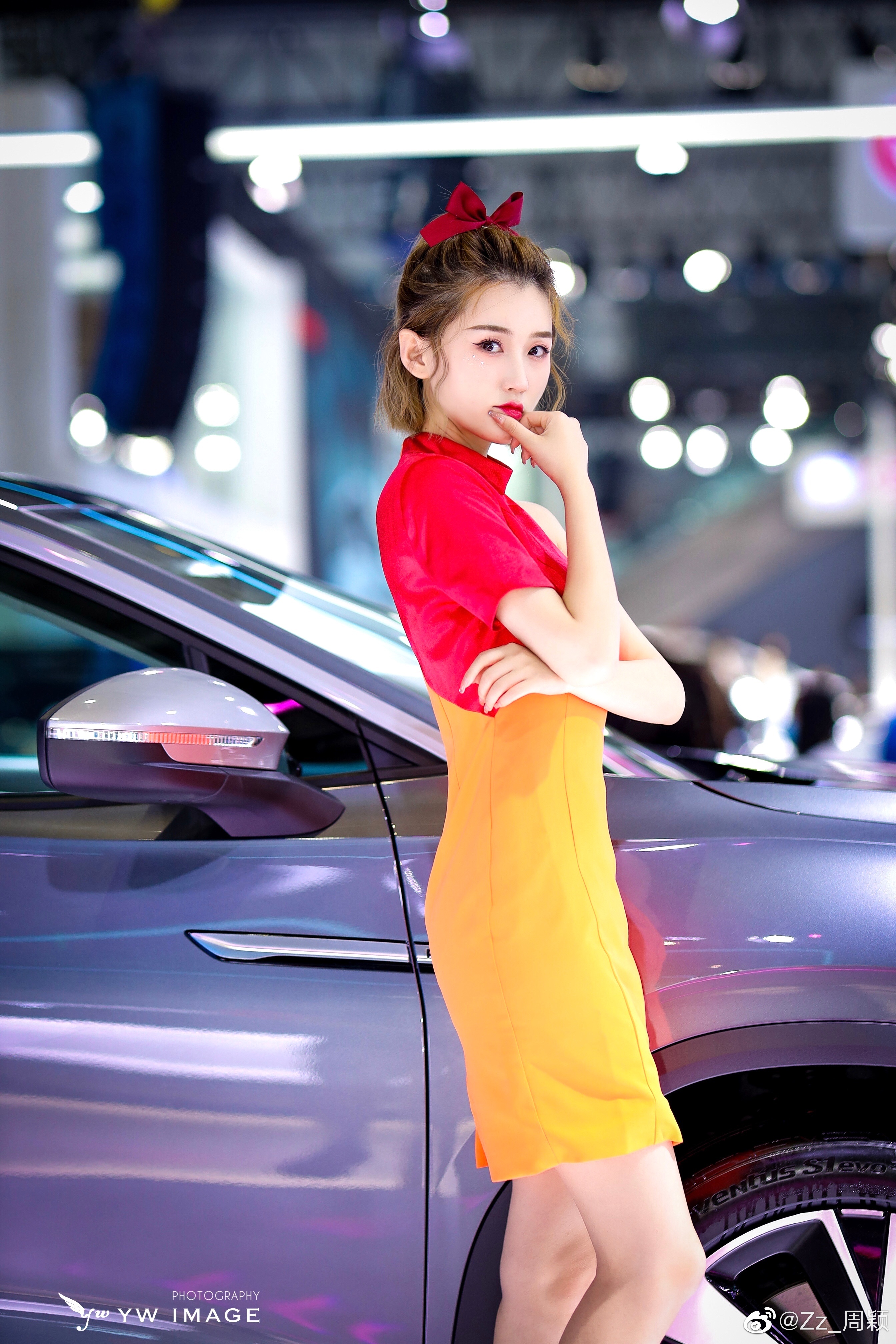 沈阳车展这个妹子咋样