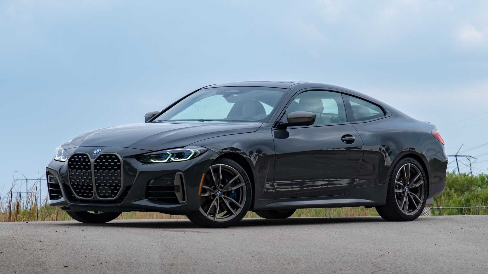 宝马m440i.听着就壮实