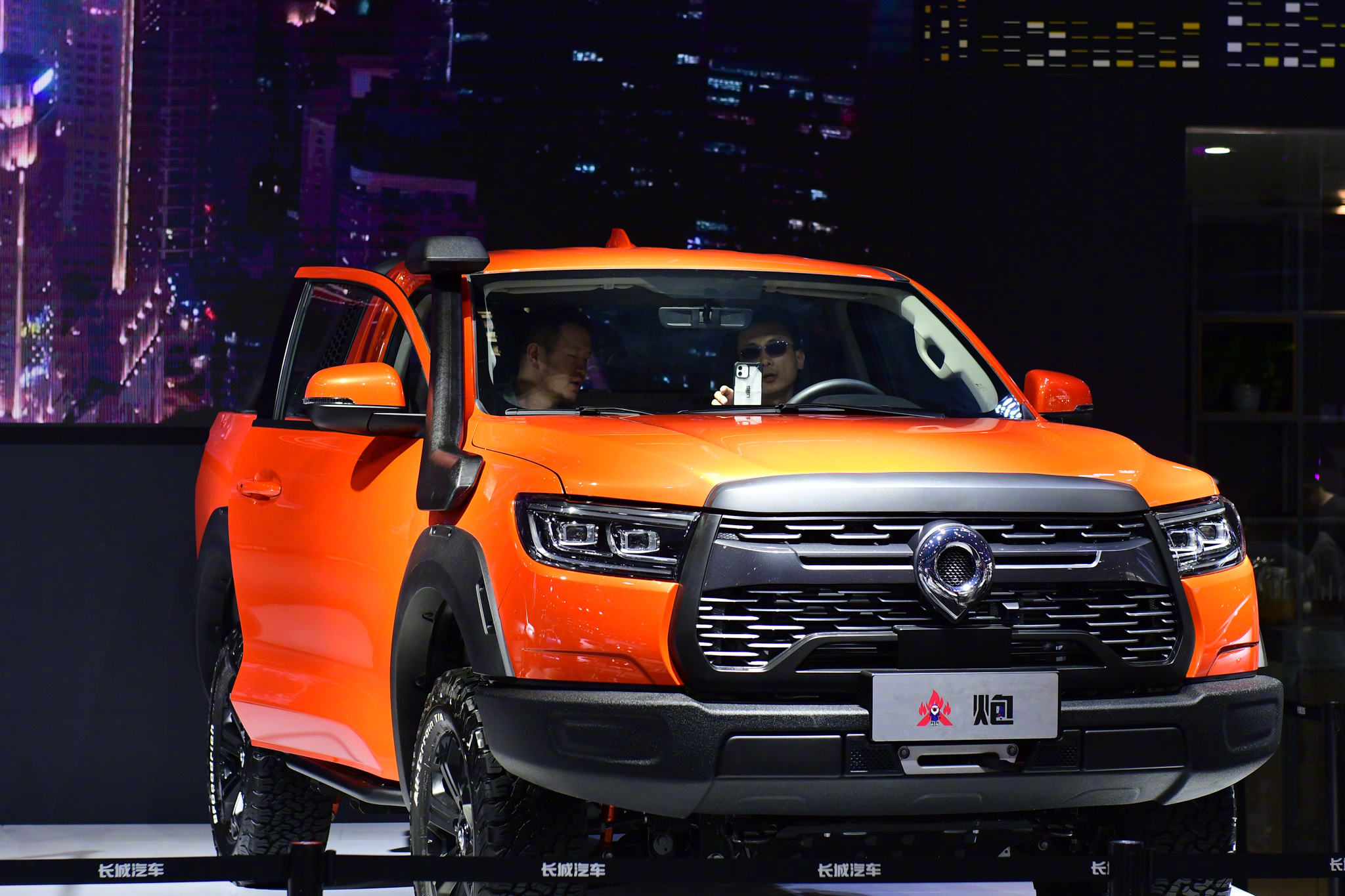 汽车流言板长城火炮正式上市指导价为1798万元