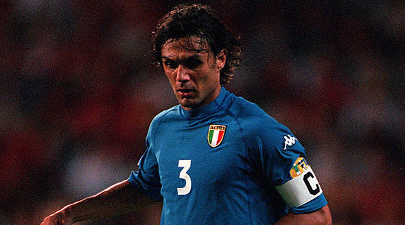 马尔蒂尼有多强为什么他被称为伟大的意大利左后卫