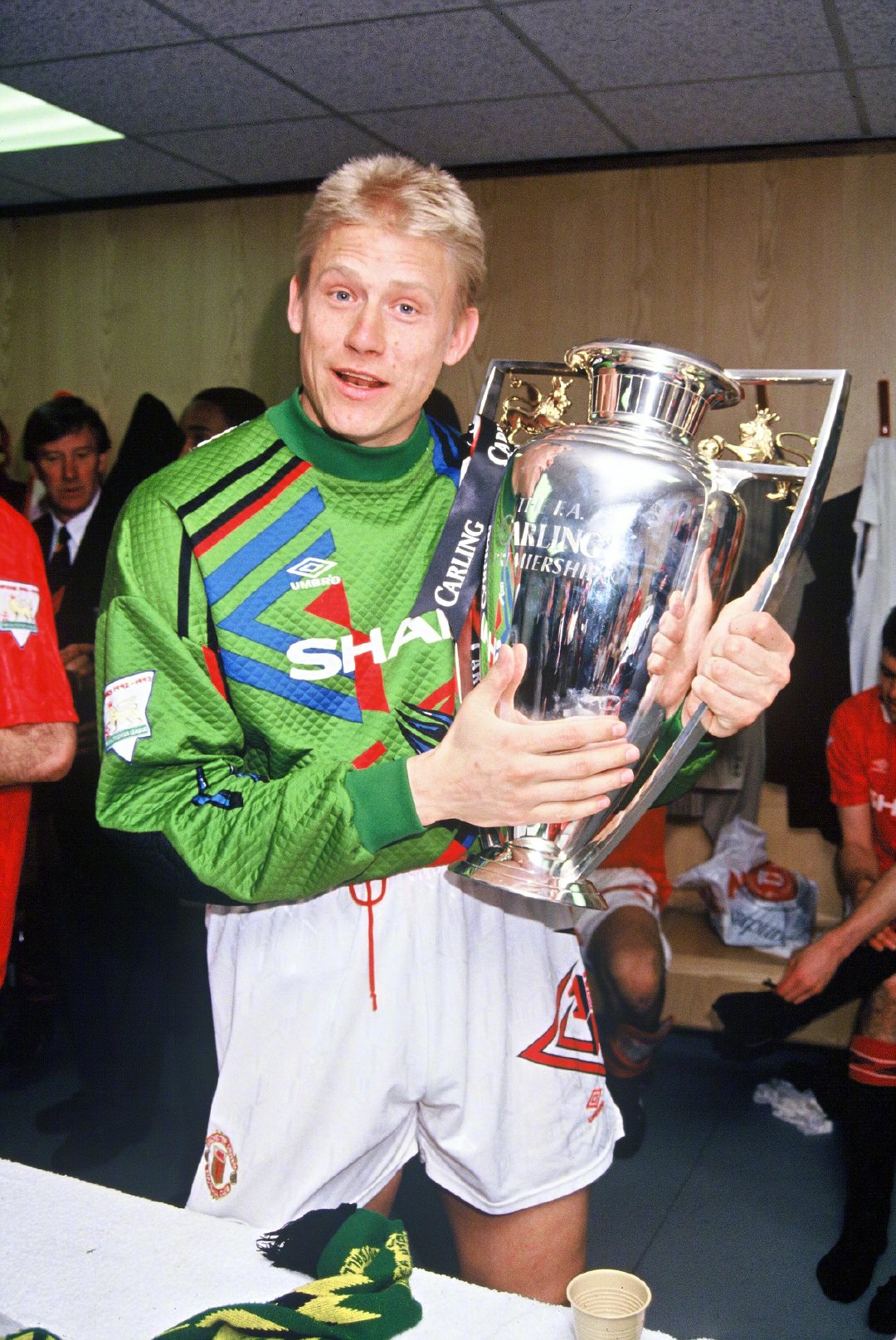 1991年的今天舒梅切尔加盟曼联你对他有何印象