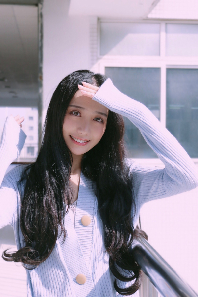社区 步行街主干道 中华美女校花:四川音乐学院的小姐姐