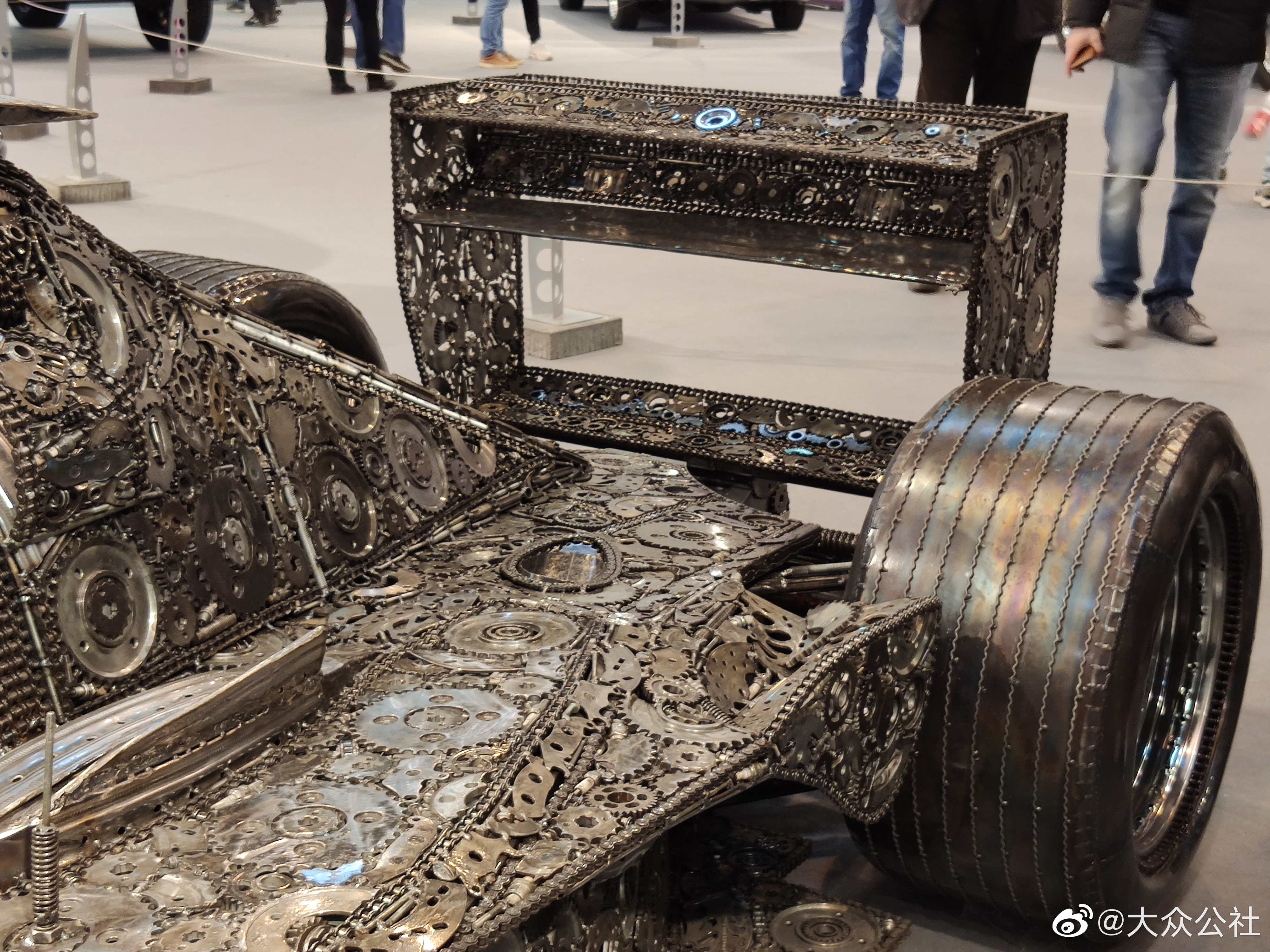 朋克金属风格的汽车工业艺术品jrs怎么看zt