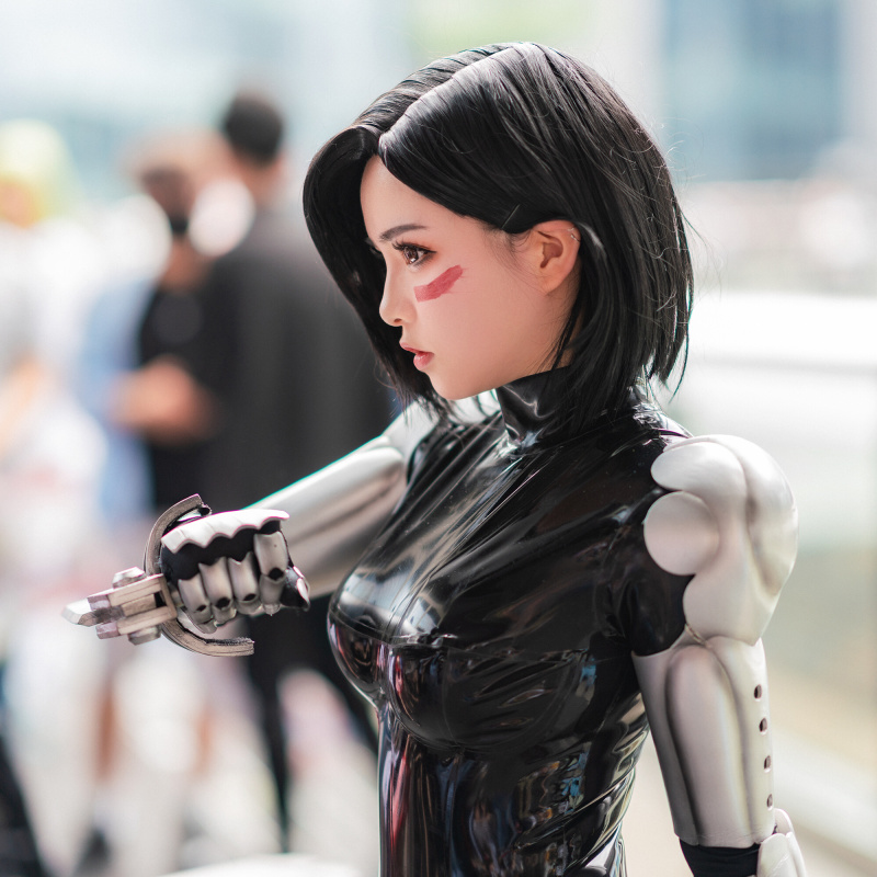 漫展cos战斗天使:阿丽塔,什么水平 zt