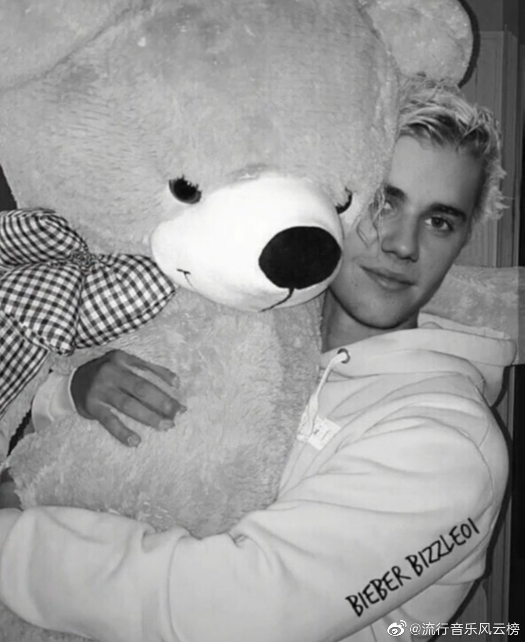 justinbieber在ins发布新专辑动向zt