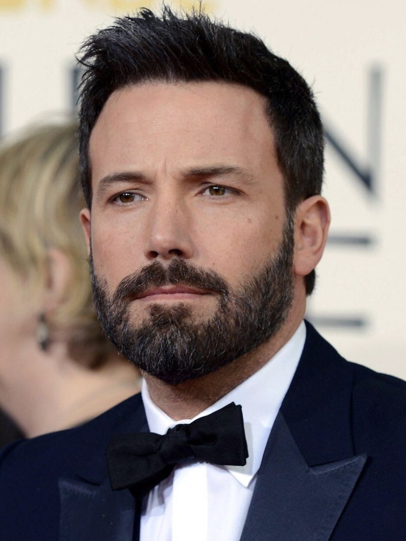 今天是蝙蝠侠本·阿弗莱克的47岁生日 zt