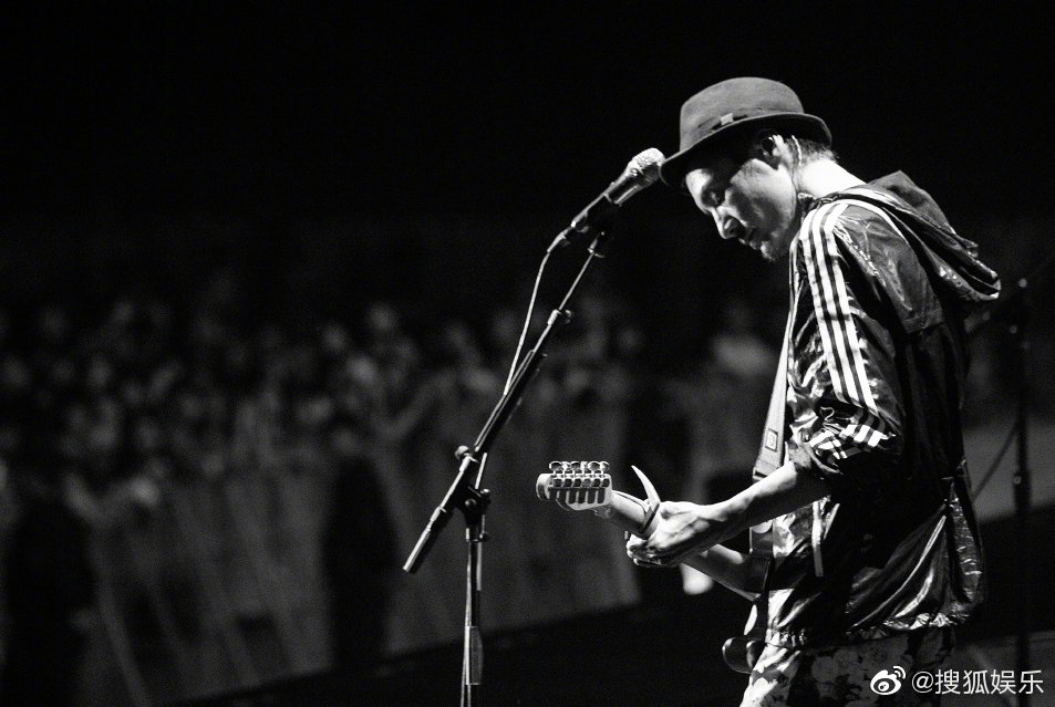 今日朴树微博突然更新发布一首新歌untitledzt