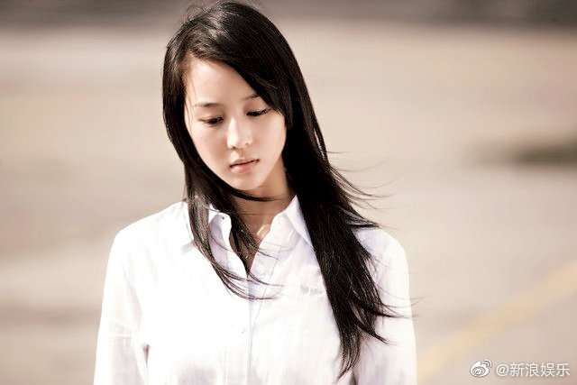 2009年《痞子英雄》,张钧甯饰演的蓝西英,你觉得怎么样? zt