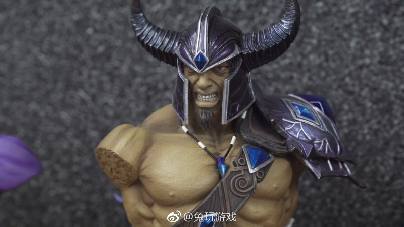 拳头创始人泰达米尔介绍自己办公室:马化腾意外出镜 zt