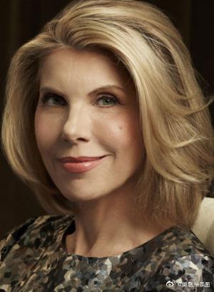 演员——《傲骨之战》christinebaranski,《欲望都市》的cynthianixon