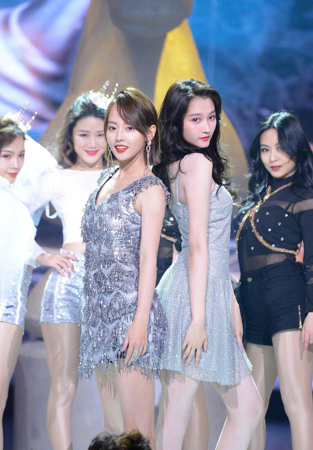 关晓彤和众多女星同框照片什么水平zt