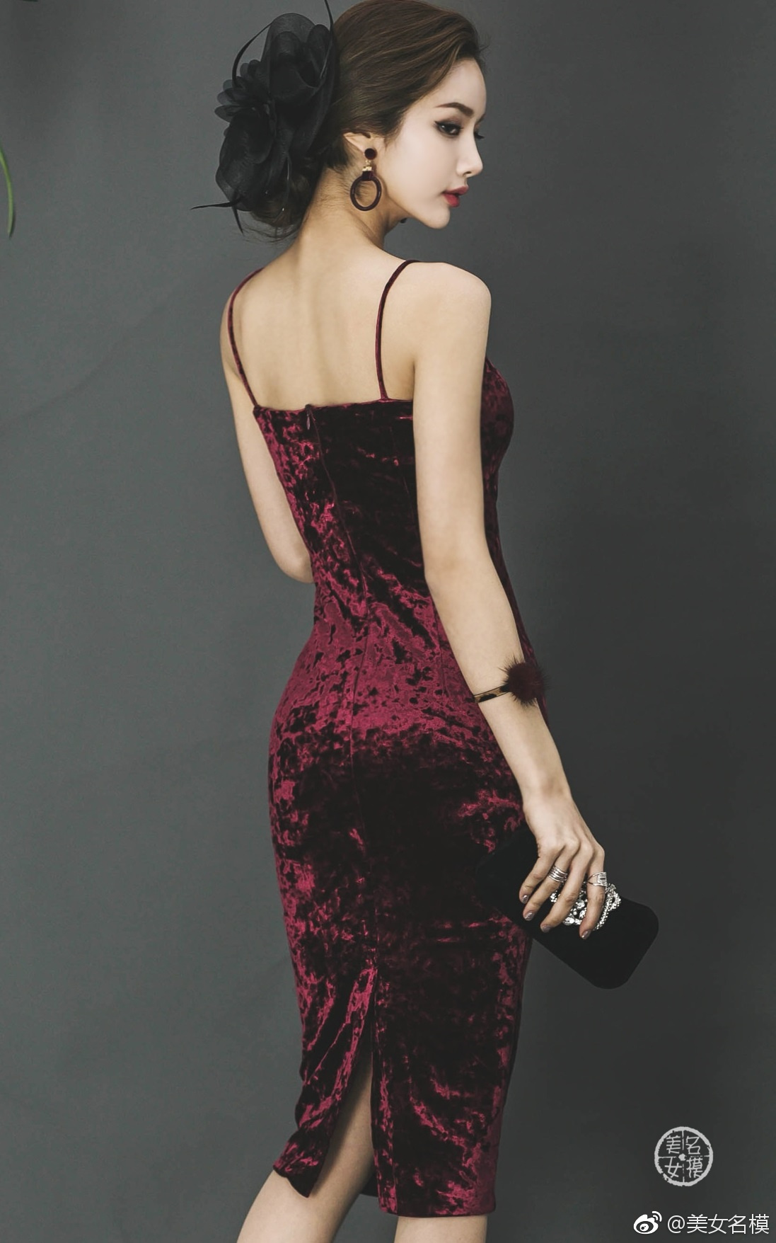 请告诉我,有没有特别女人的味道?