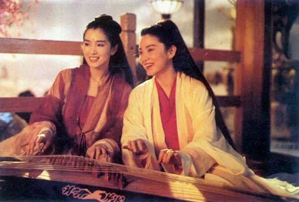 巩俐和林青霞《天山童姥》绝美镜头,两位美女我给满分! zt