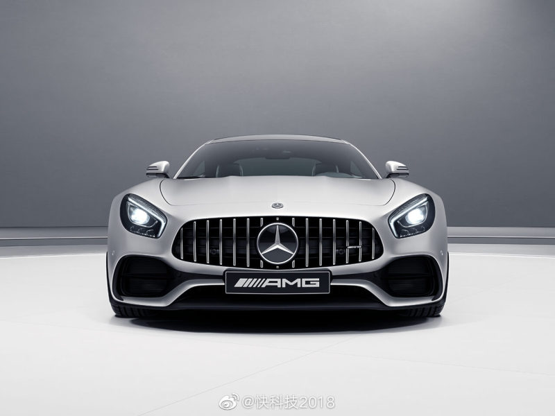 新款奔驰amggt双门跑车家族上市 zt