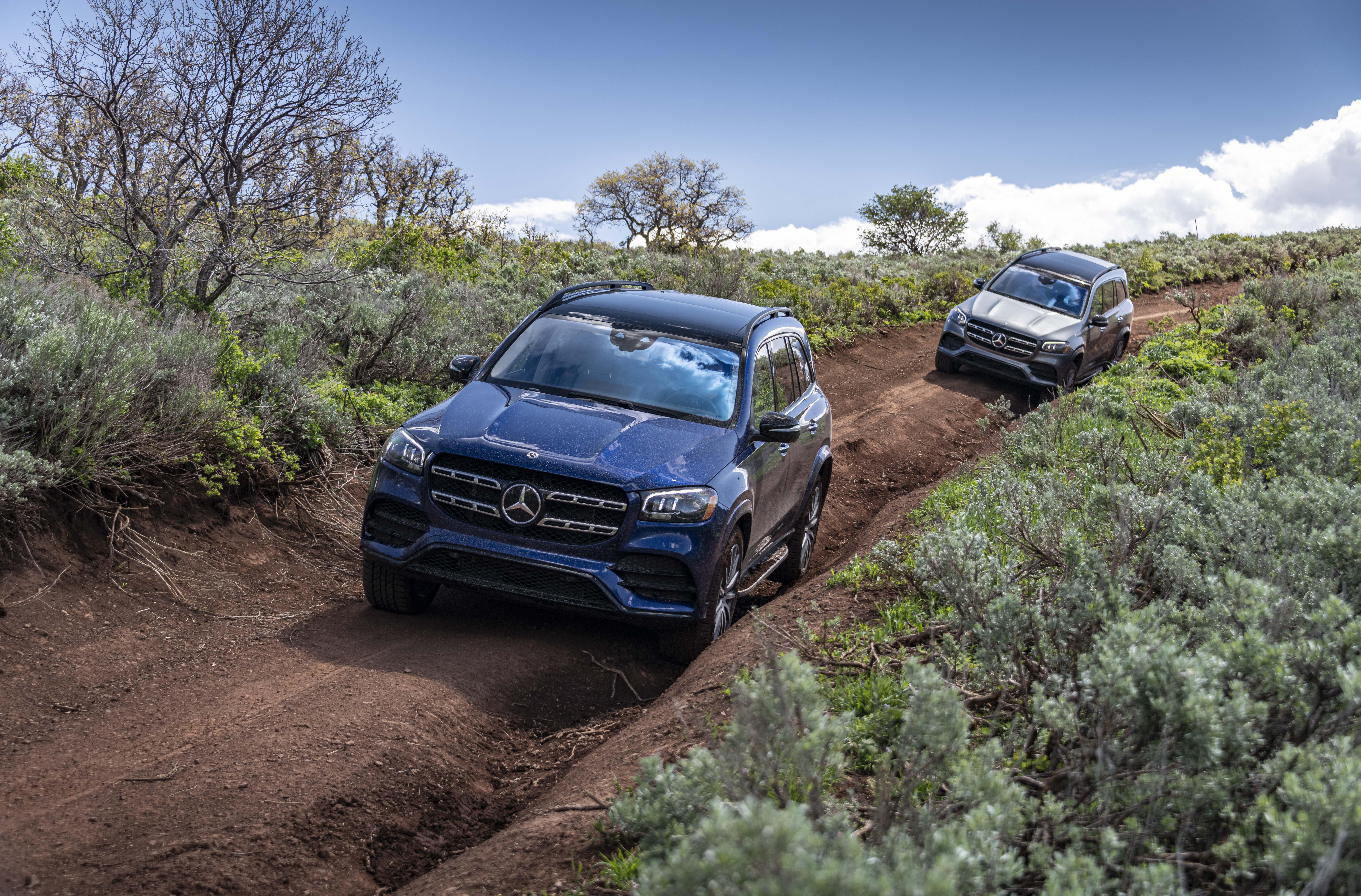 全新奔驰gls试驾开始了,喜欢的朋友先看看图! zt