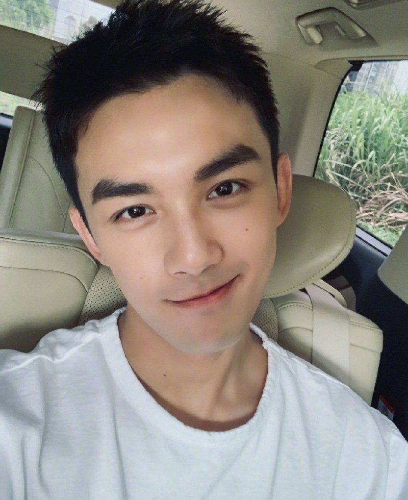 寸头是检验帅哥的唯一标准,你觉得谁最帅 zt