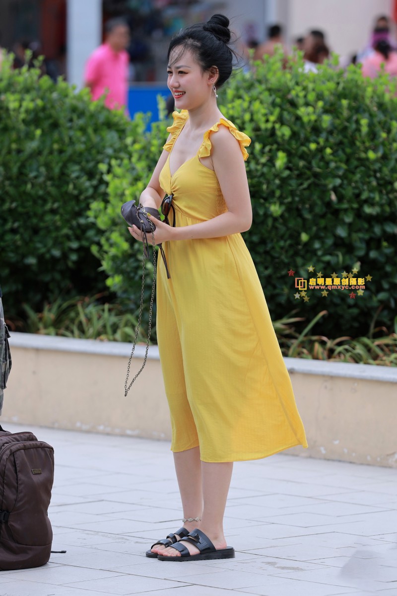 静月拍客:漂亮的裙子街拍