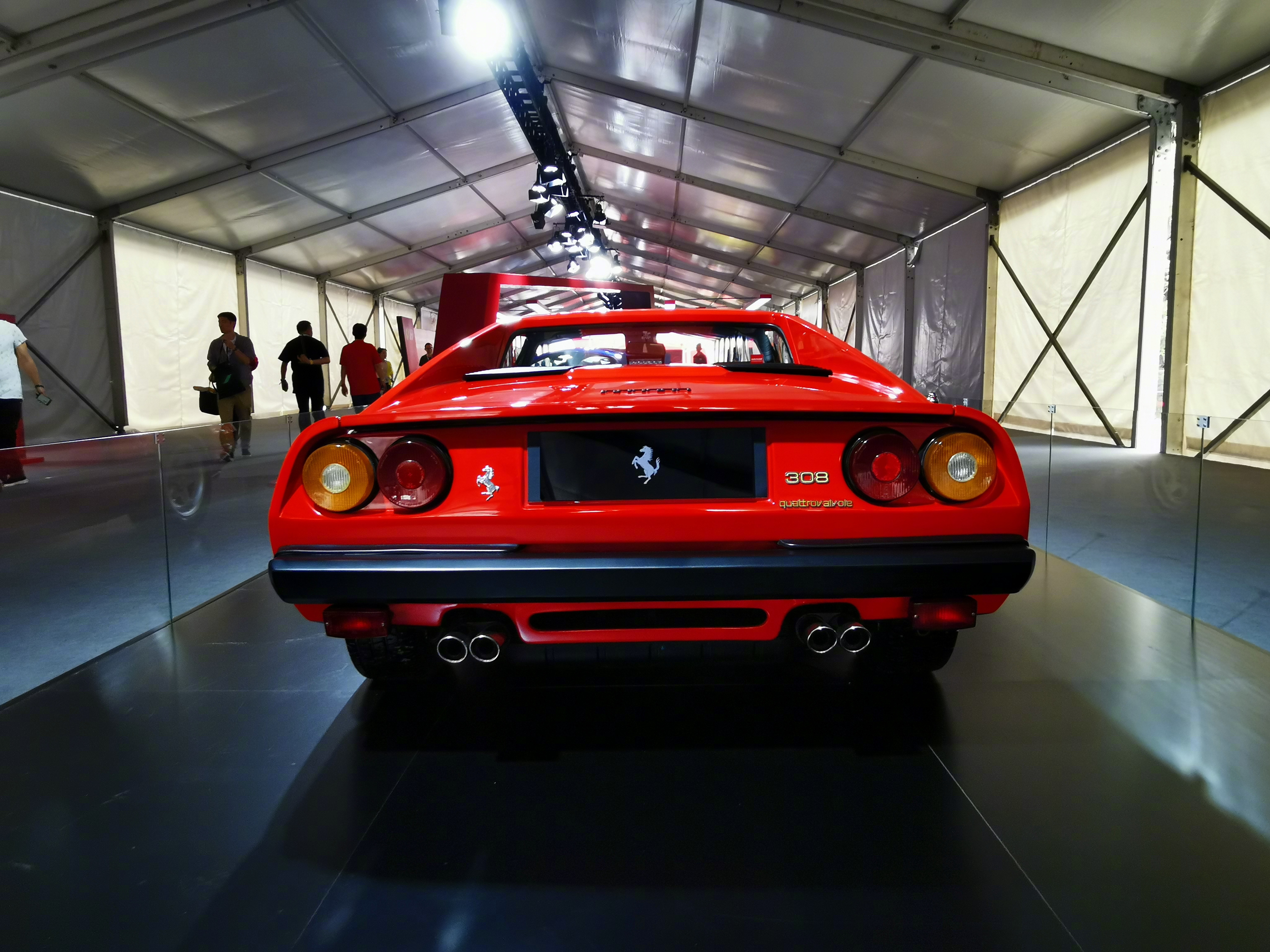 任时光荏苒经典依旧法拉利308gts2019法拉利赛道日嘉年华zt