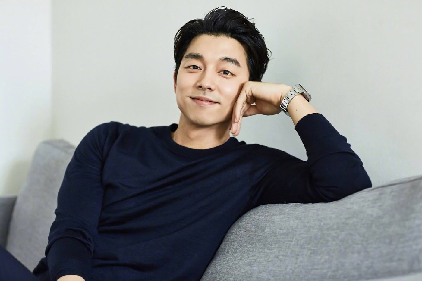 据韩媒报道,宋康昊近日被韩国观众选为2019韩国年度最佳男演员 zt