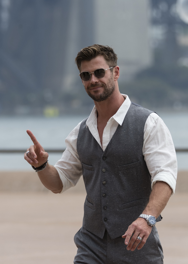 锤哥chrishemsworth最新现场极清美图大赏! zt