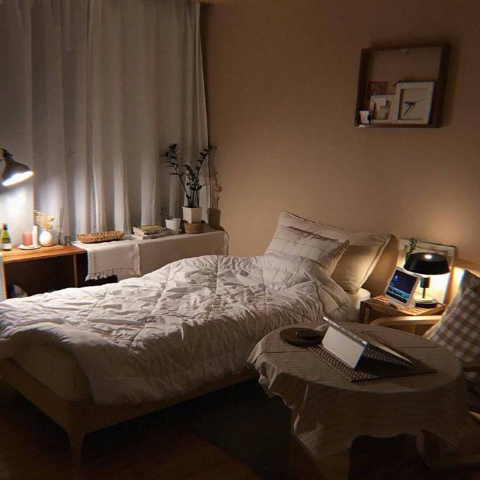 精致女孩的温馨oneroom布置,有喜欢的吗? zt