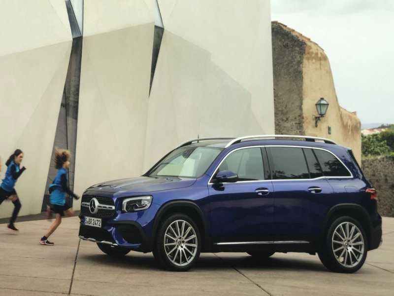 奔驰glb200/250/amg35,三个车型,三种前脸,喜欢哪一个 zt