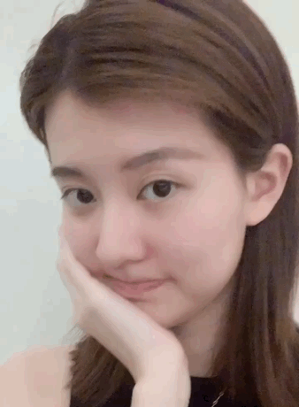 乔欣拔完智齿后看着好疼的亚子 zt